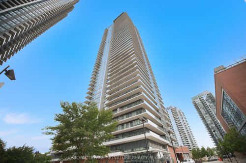 306-10 Park Lawn Rd, Etobicoke, ON, M8V0H9 | Card Image