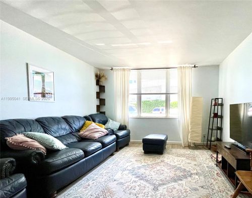 apt-129-1913 S Ocean Dr, Hallandale Beach, FL, 33009-5983 | Card Image