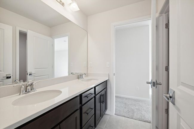 Bathroom | Image 40