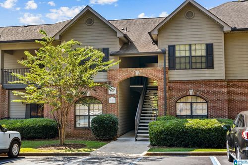 303-303 Sterling Oaks Dr, HOOVER, AL, 35244-2030 | Card Image