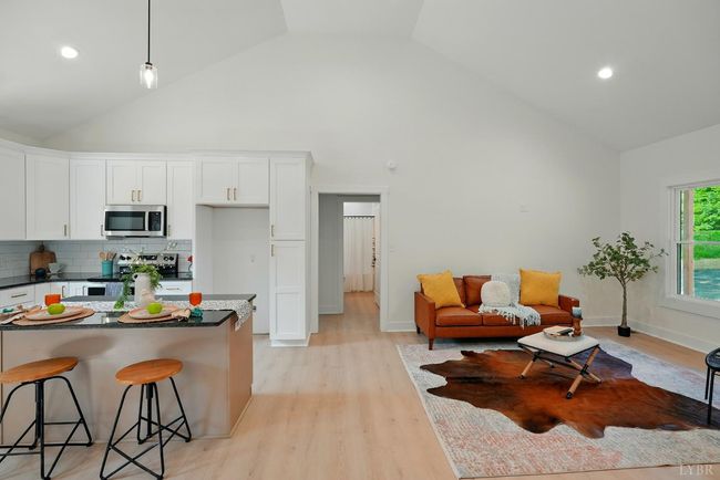 3580 Double Bridges Rd, House other with 3 bedrooms, 2 bathrooms and null parking in Spout Spring VA | Image 7