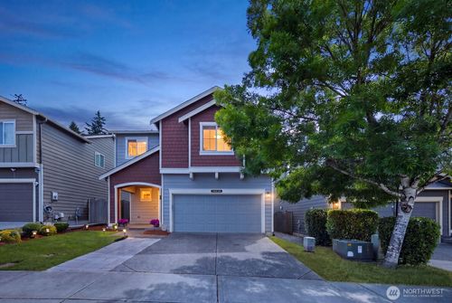 38030 41st Pl S, Auburn, WA, 98001-2403 | Card Image