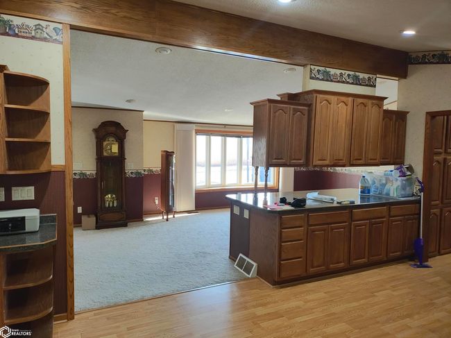 32669 Walnut Ave, Home with 3 bedrooms, 3 bathrooms and 2 parking in Coon Rapids IA | Image 7