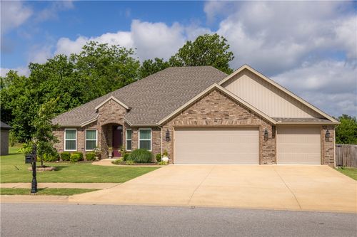2304 N Carl St, Siloam Springs, AR, 72761-2126 | Card Image
