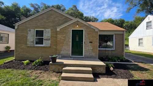 3454 Martin Ave, Omaha, NE, 68112-2639 | Card Image