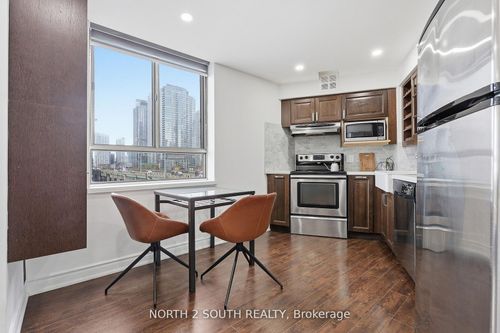 505-270 Queens Quay W, Toronto, ON, M5J2N4 | Card Image