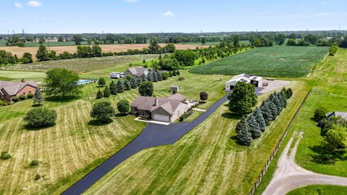 5038 Lukens Rd, Grove City, OH, 43123-8803 | Card Image