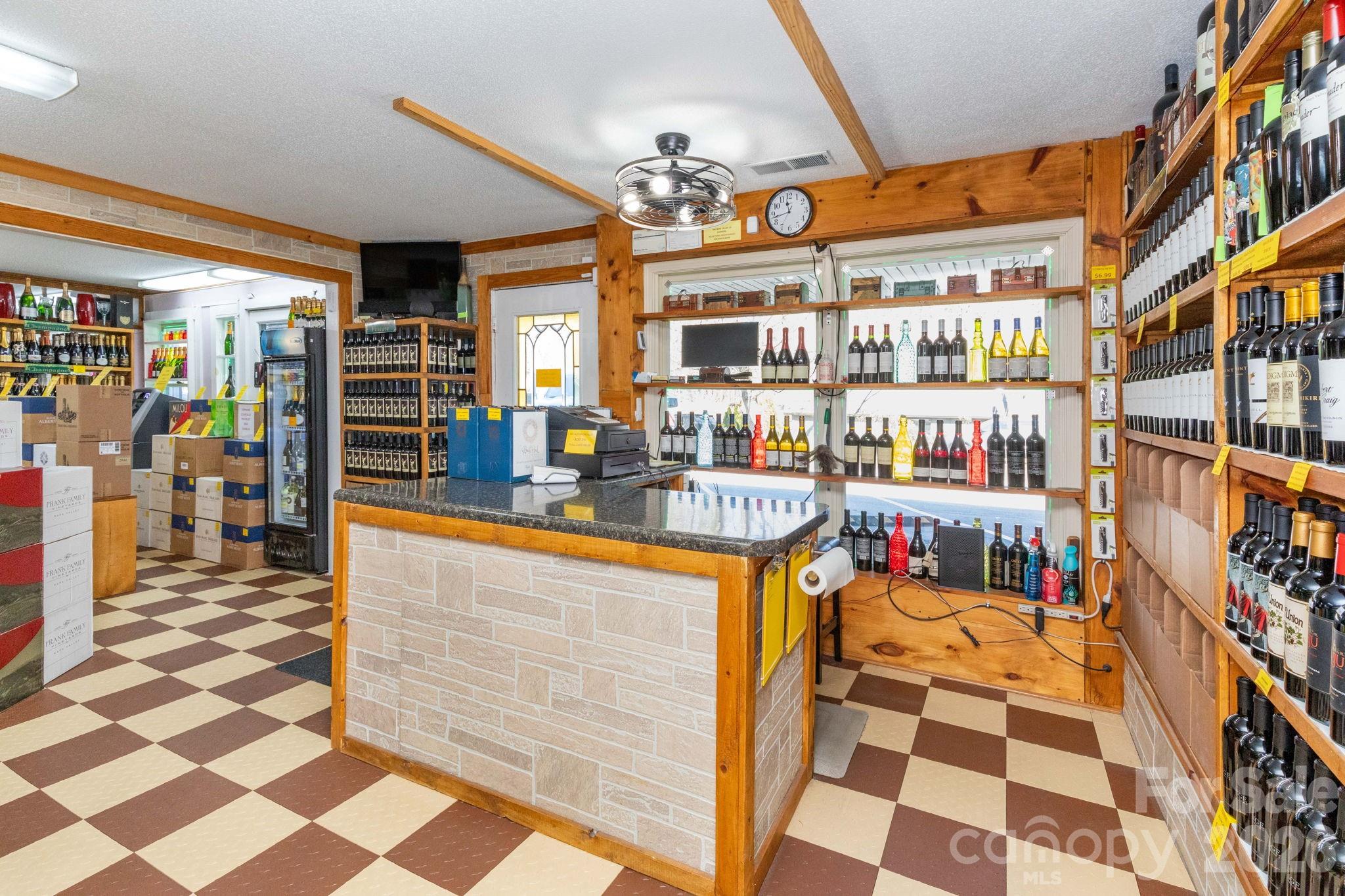 Commercial Sale in Cashiers 4
