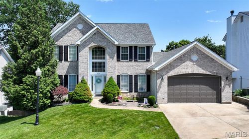 824 Legends View Dr, Eureka, MO, 63025-2094 | Card Image