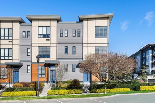 18-1938 N Parallel Rd, Abbotsford, BC, V3G0H1 | Card Image