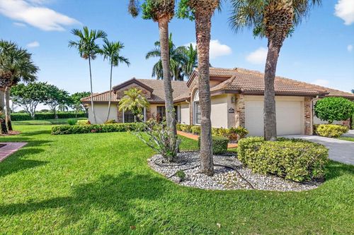 8225 Cassia Dr, Boynton Beach, FL, 33472-5026 | Card Image