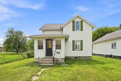 1532 11th Ave, East Moline, IL, 61244-1715 | Card Image