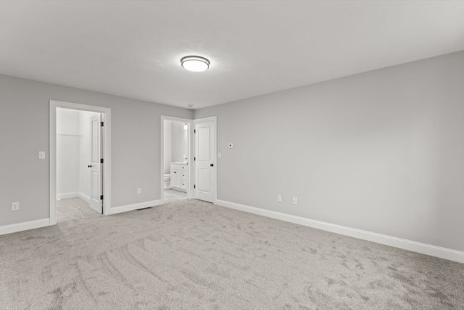 10 Leonard St, House other with 4 bedrooms, 3 bathrooms and 6 parking in Lakeville MA | Image 26
