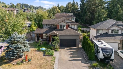 24760 Kimola Dr, Maple Ridge, BC, V2W0A6 | Card Image