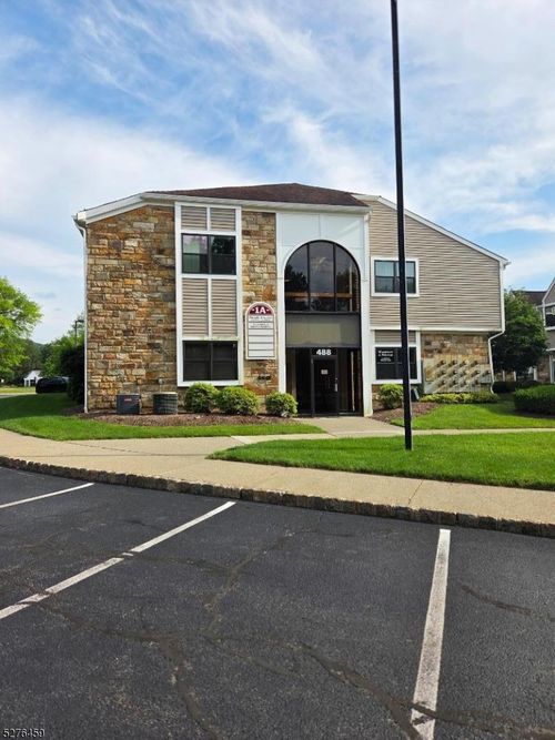 488 Schooleys Mountain Rd, Hackettstown, NJ, 07840-4001 | Card Image