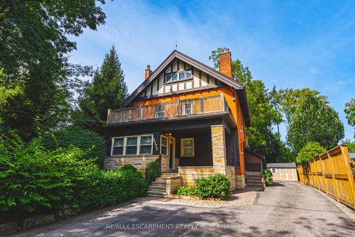 2177 Lakeshore Rd, Burlington, ON, L7R1A5 | Card Image
