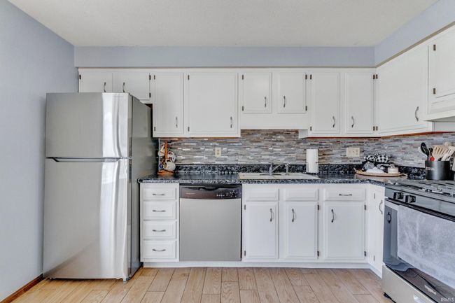 3822 Summersworth Run, House other with 3 bedrooms, 2 bathrooms and null parking in Fort Wayne IN | Image 5