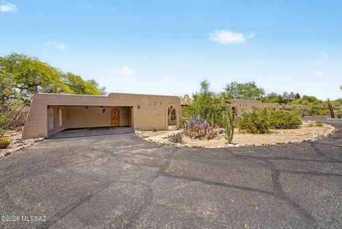 5280 N Pueblo Villas Dr, Tucson, AZ, 85704-3720 | Card Image