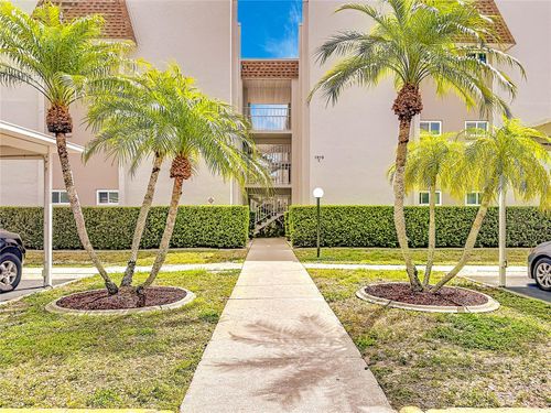 unit-183e-1310 Glen Oaks Dr E, SARASOTA, FL, 34232-1129 | Card Image