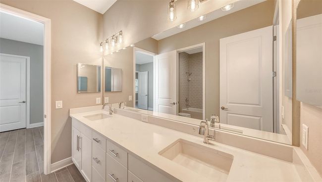 21205 Holmes Cir, House other with 4 bedrooms, 3 bathrooms and null parking in Venice FL | Image 32