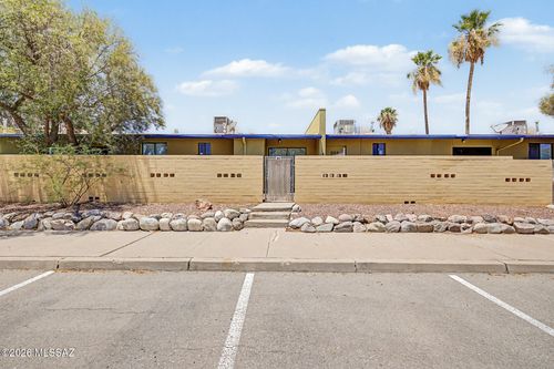 86-350 N Silverbell Rd, Tucson, AZ, 85745-2639 | Card Image