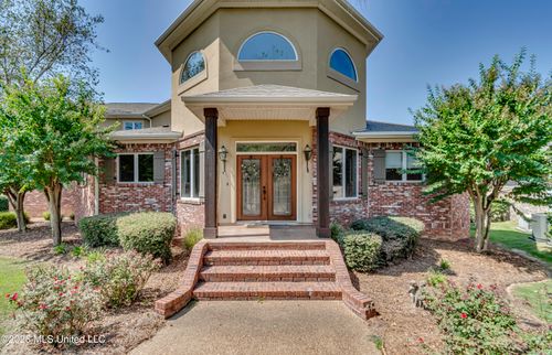 116 Port Ln, Brandon, MS, 39047-7004 | Card Image