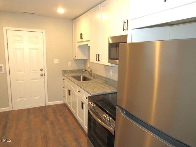 Kitchen | Image 6