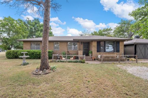 219 Tree Top Drive, West, TX, 76691 | Card Image