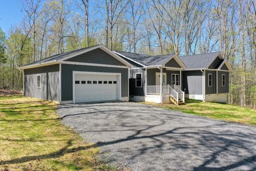 1018 Woodland Dr, New Johnsonville, TN, 37134-9786 | Card Image