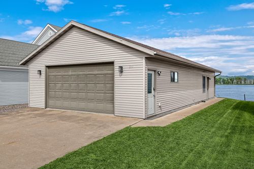 277 N Marina Dr, Brownsville, MN, 55919-8803 | Card Image