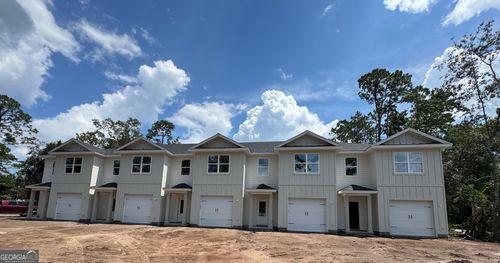 571 S Arizona St, Kingsland, GA, 31548-4939 | Card Image