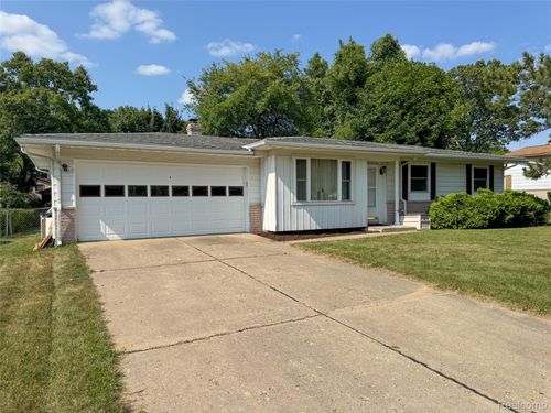 4176 Pomeroy Ave, Waterford, MI, 48329-2050 | Card Image