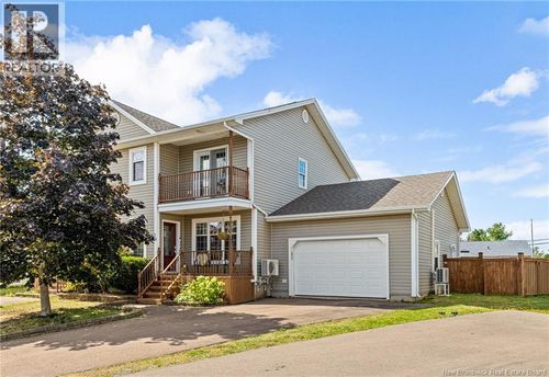 24 Danube Crt, Dieppe, NB, E1A8G6 | Card Image