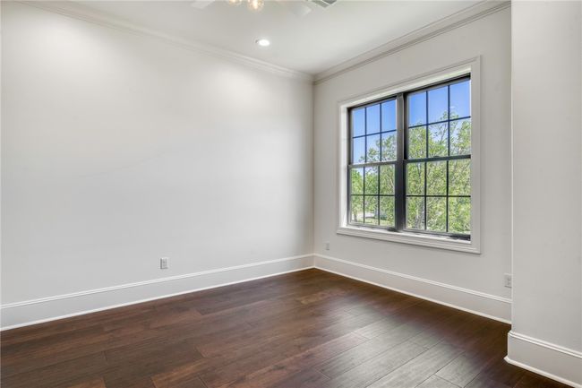 secondary bedroom | Image 21