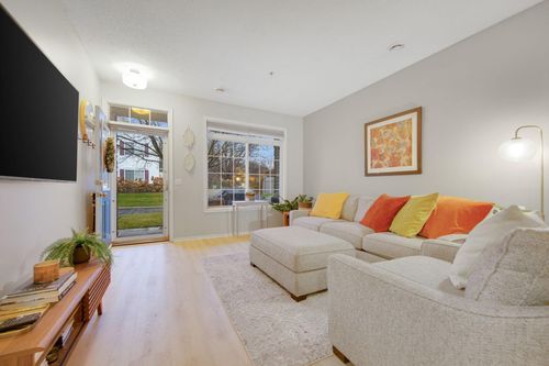 apt-i-739 Maple Hills Dr, Maplewood, MN, 55117-2864 | Card Image