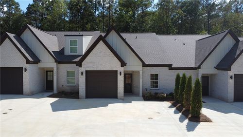 303-1100 Arcadia Avenue, AUBURN, AL, 36830 | Card Image