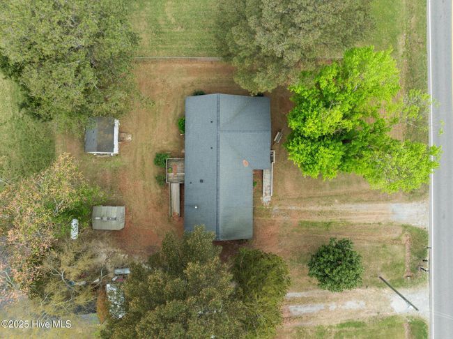 2042 Pinetops Crisp Rd, House other with 3 bedrooms, 2 bathrooms and null parking in Pinetops NC | Image 4