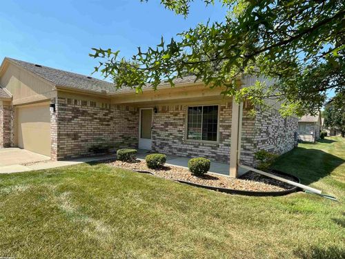 41625 Berly Dr, Clinton Township, MI, 48038-4631 | Card Image