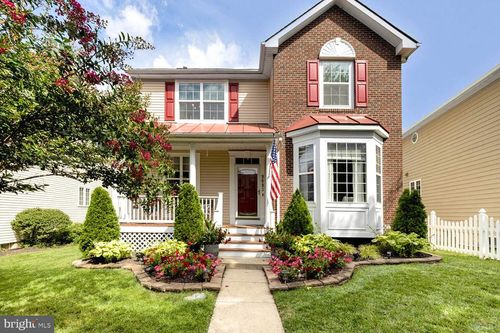 9693 Royal Crest Cir, FREDERICK, MD, 21704-7858 | Card Image