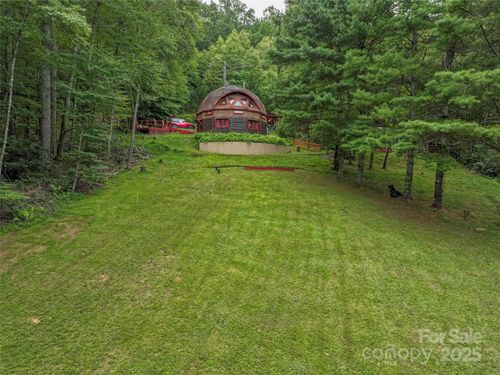 60 Persimmons Ln, Burnsville, NC, 28714-2208 | Card Image