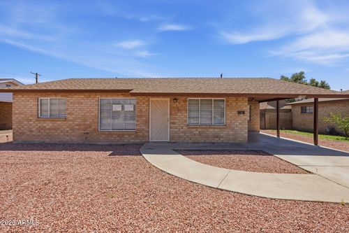 2743 W Ocotillo Rd, Phoenix, AZ, 85017-1227 | Card Image