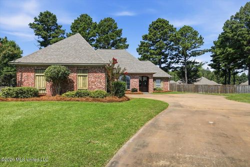 106 Cedar Green Cv, Canton, MS, 39046-3371 | Card Image
