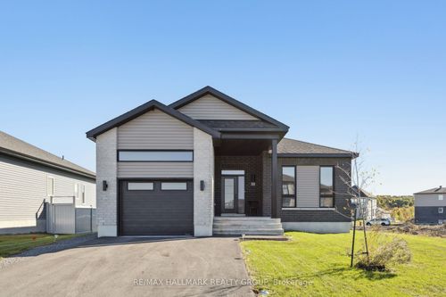 58 Rutile St, Rockland, ON, K4K0M6 | Card Image