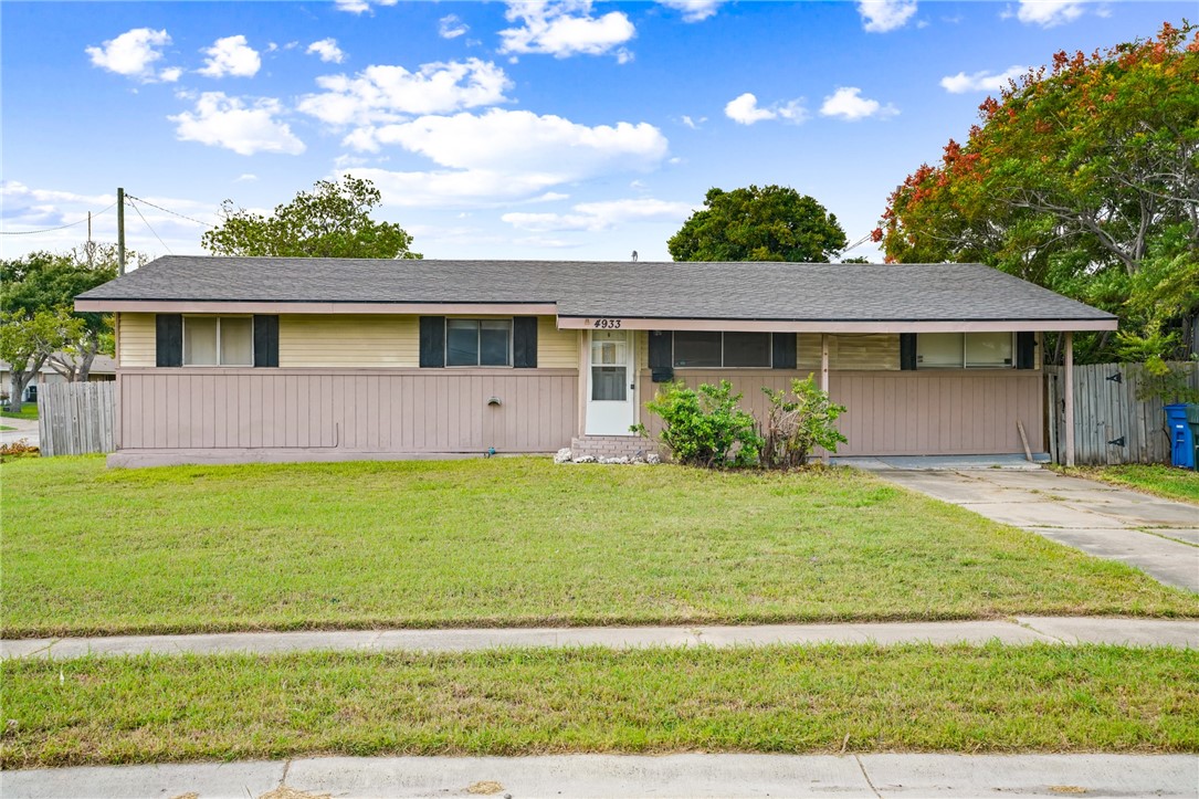 Mildred Dr, Corpus Christi, TX 78411