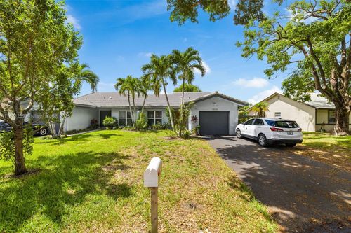 10650 Nw 45th St, Coral Springs, FL, 33065-2326 | Card Image