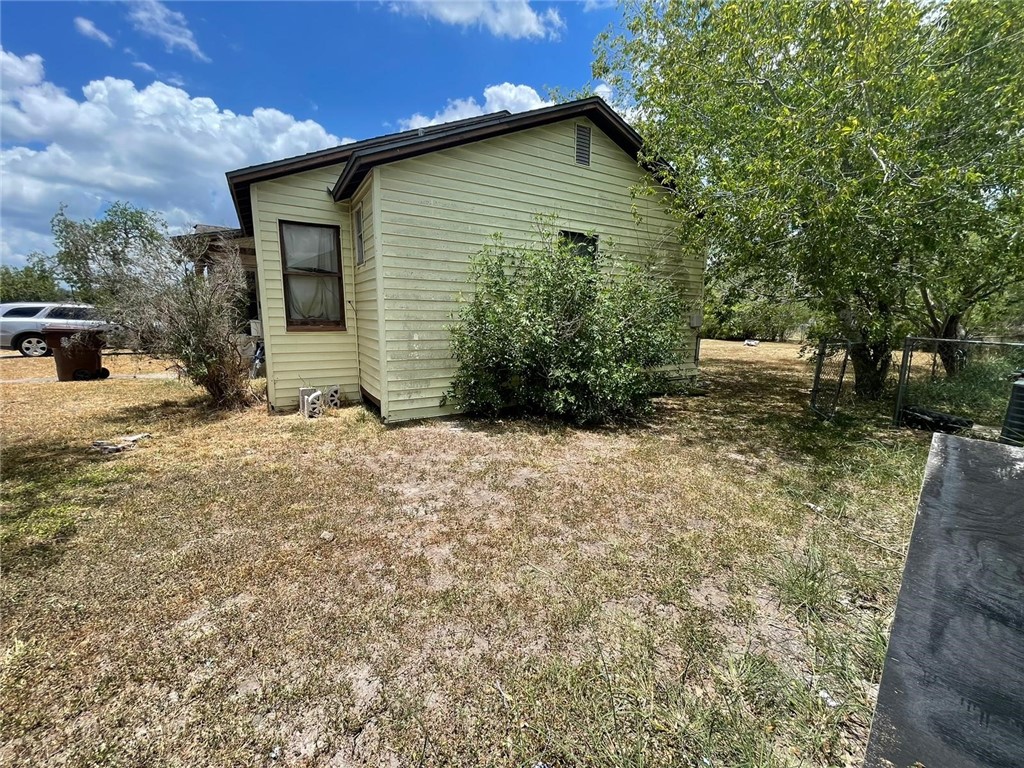 Miller Ave, Kingsville, TX 78363