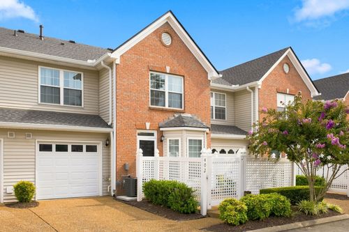 402 Bembridge Ln, Franklin, TN, 37069-8447 | Card Image