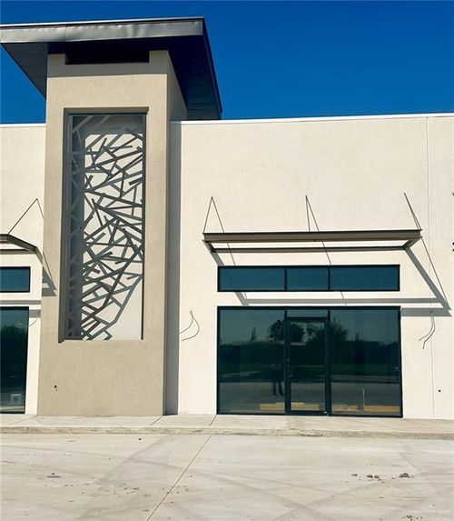 170-5001 Pecan Blvd, McAllen, TX, 78501-5369 | Card Image