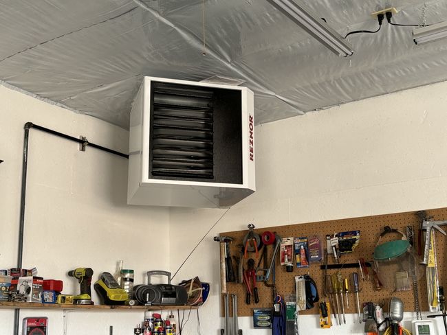 Heated insulated garage | Image 32