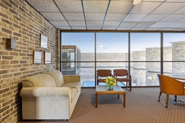 APT-306 - 2240 Midland Grove Rd, Condo with 2 bedrooms, 2 bathrooms and null parking in Roseville MN | Image 22